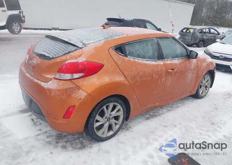 2016 Hyundai Veloster z USA, uszkodzony, nr VIN KMHTC6AD1GU260821